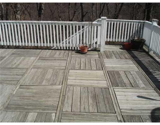 16 Fawn Ridge Drive McKees Rocks, PA 15136 - Photo 17 of 18 Patio/Deck.