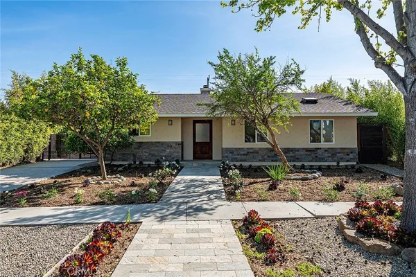 $1,385,000 | 6152 East Rosebay Street, Long Beach, CA 90808