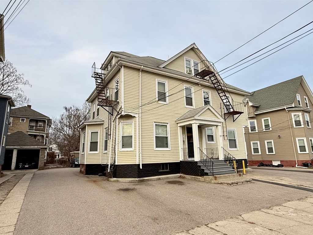 29 John Street, Unit 8 Attleboro, MA 02703 - Photo 2 of 9