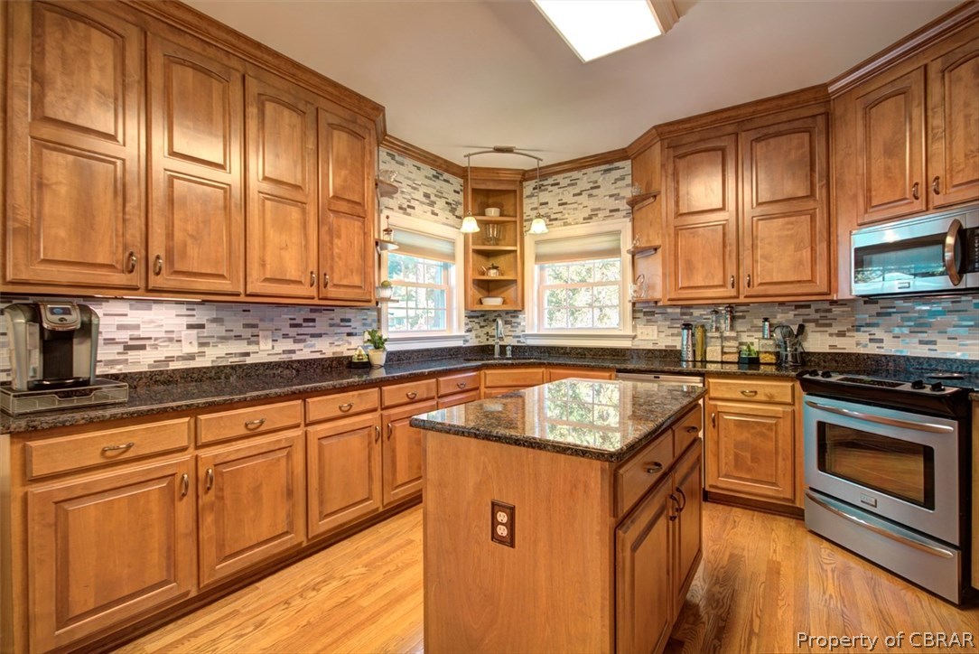1007 Calthrop Neck Road Yorktown, VA 23693 - Photo 7 of 32