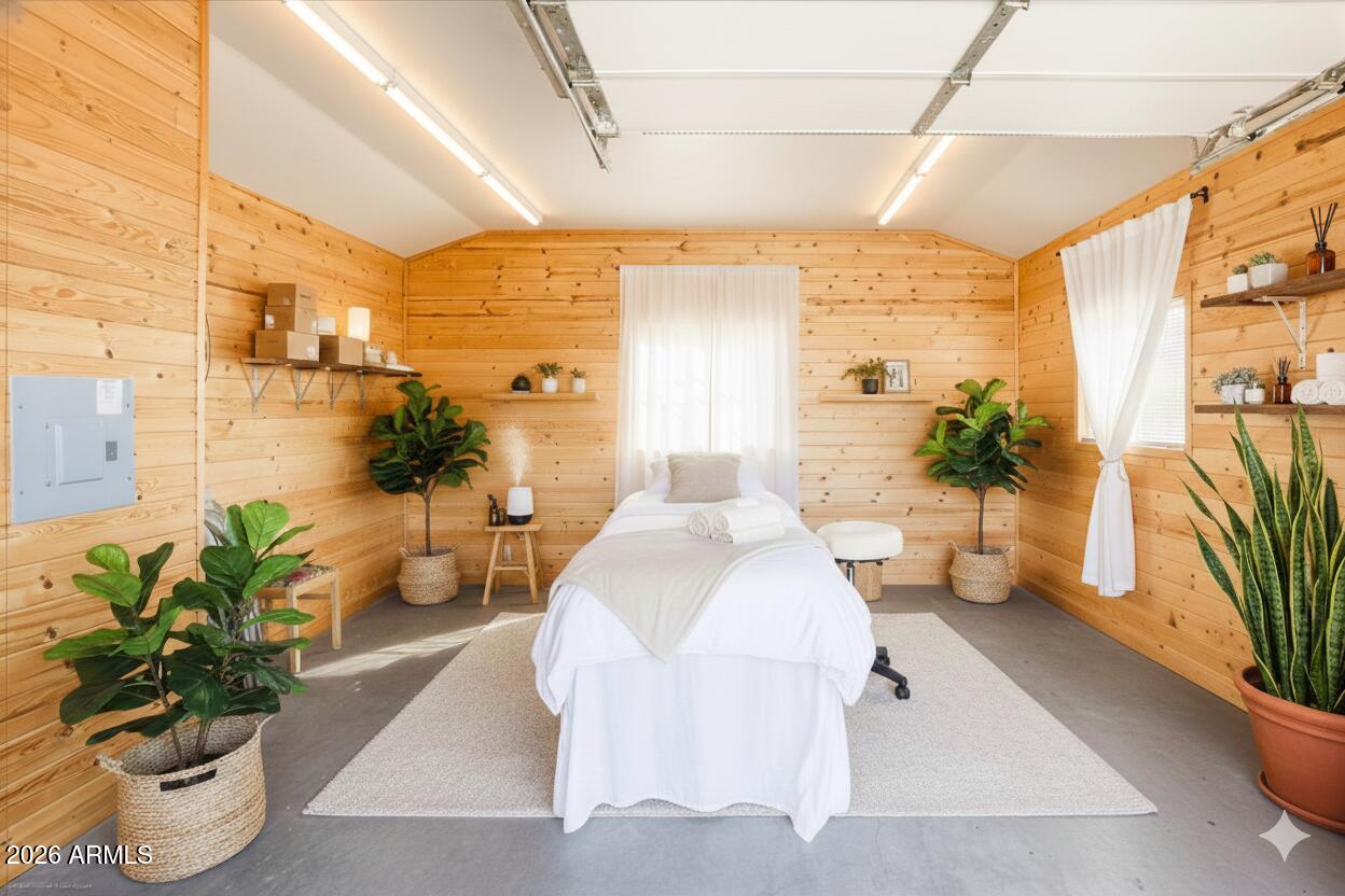 1980 Koch Ranch Road Cornville, AZ 86325 - Photo 30 of 41 a living room with furniture and a potted plant