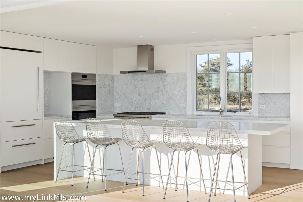 146 Quenames Road Chilmark, MA 02535 - Photo 12 of 77 Gallery Image 12