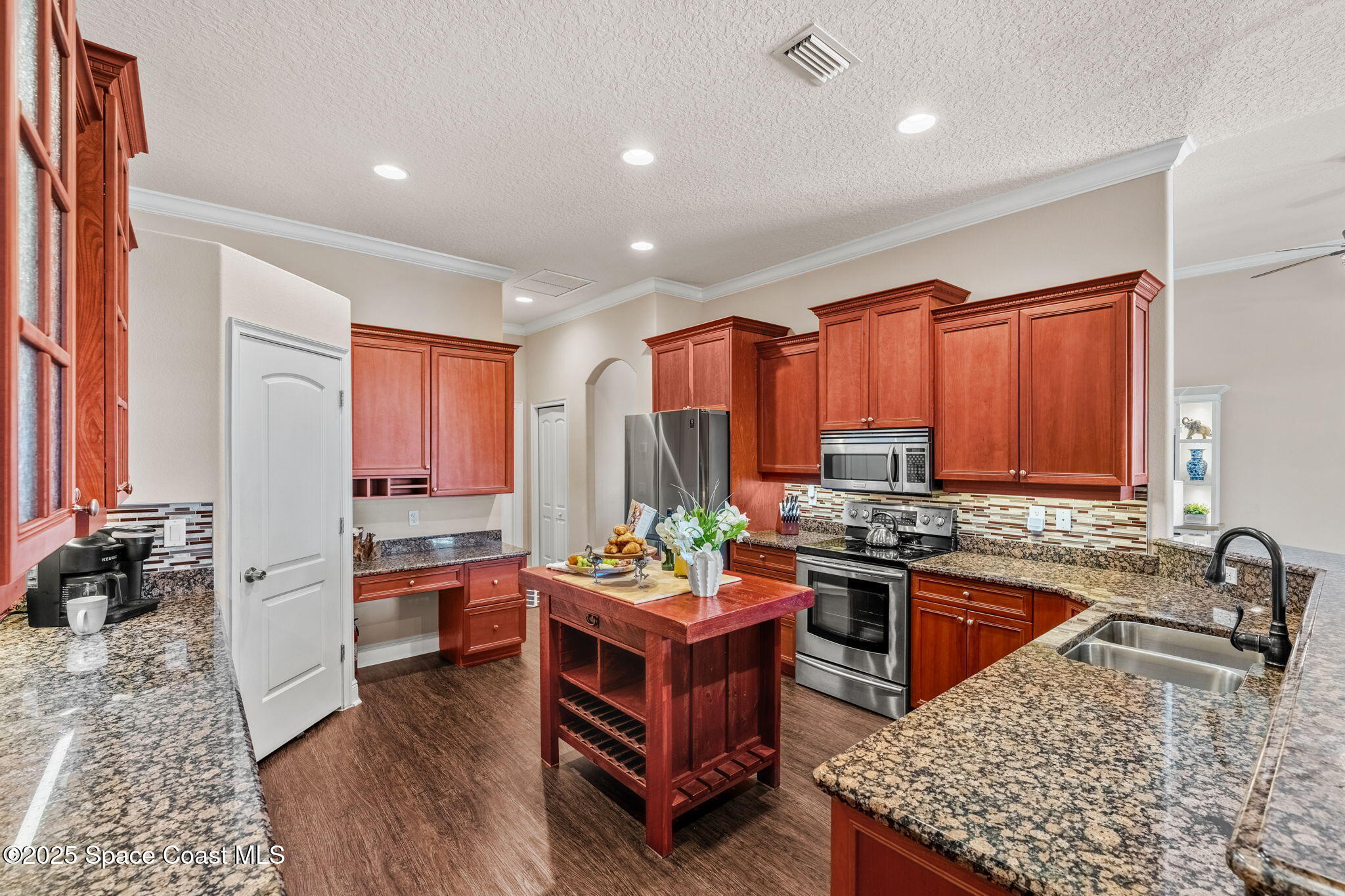115 Chipola Road Cocoa Beach, FL 32931 - Photo 16 of 76 26-web-or-mls-DSC03672-HDR