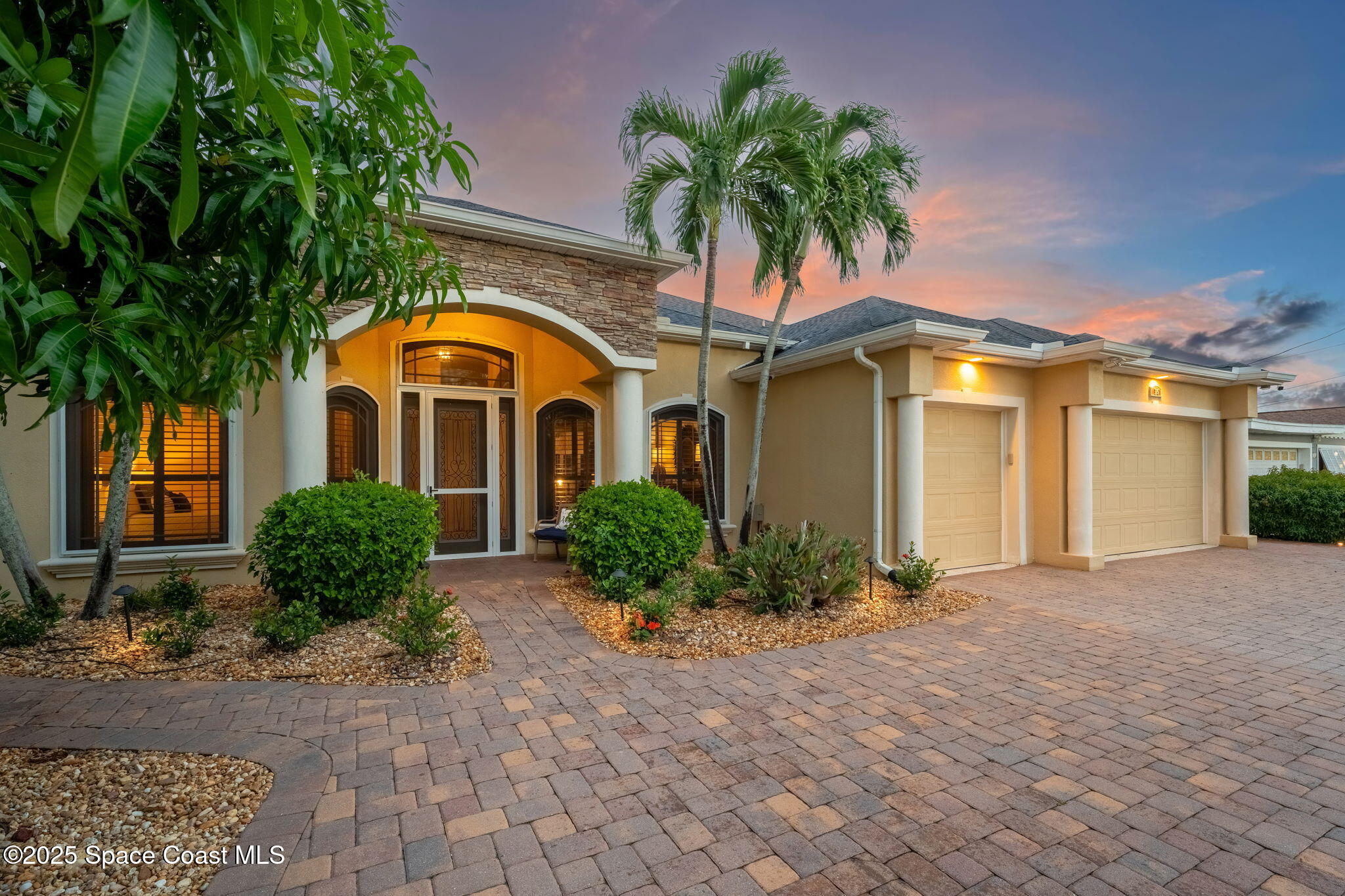 115 Chipola Road Cocoa Beach, FL 32931 - Photo 3 of 76 4-web-or-mls-DSC07887-HDR