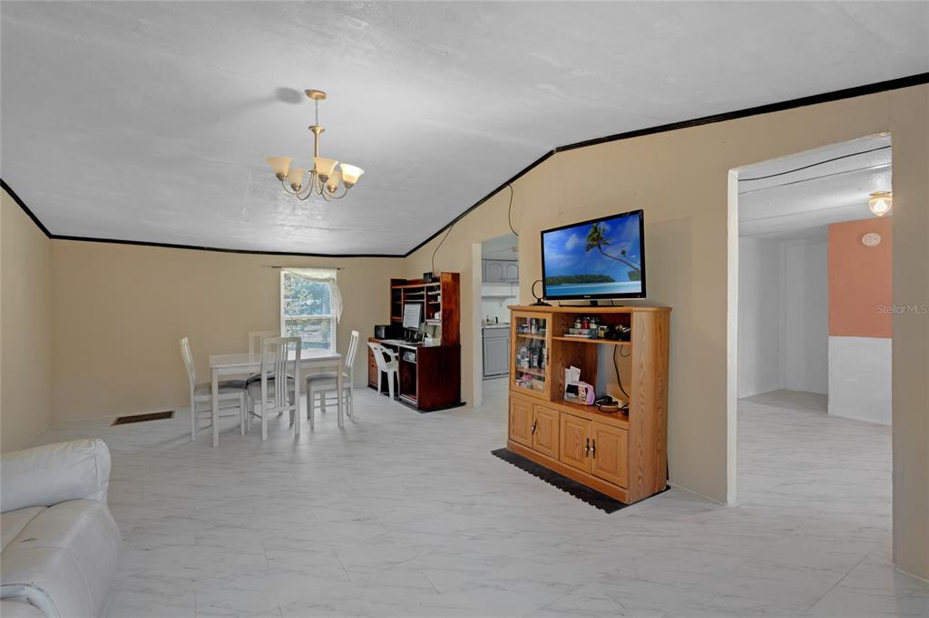 18166 Lynbrook Road Orlando, FL 32820 - Photo 11 of 56