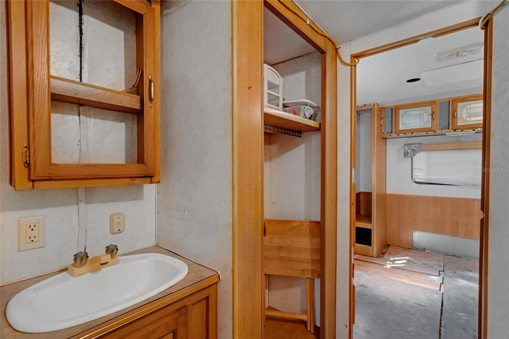 18166 Lynbrook Road Orlando, FL 32820 - Photo 37 of 56