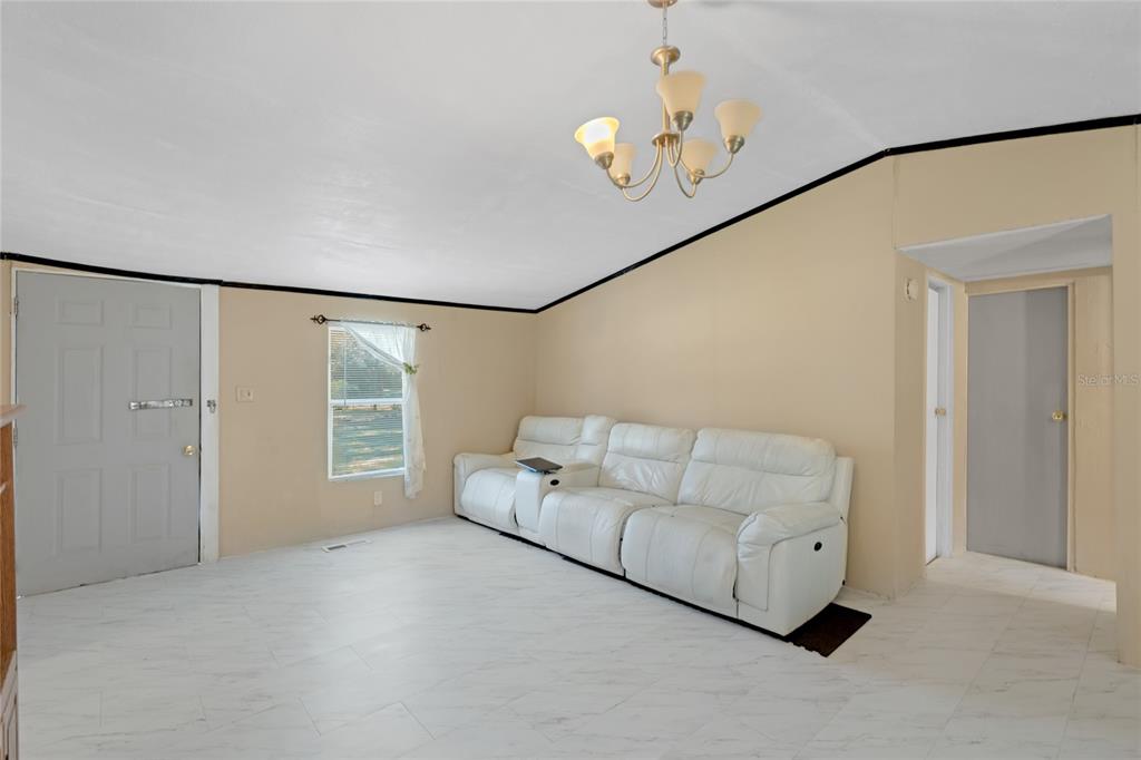 18166 Lynbrook Road Orlando, FL 32820 - Photo 10 of 56