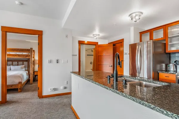 $1,049,000 | 6201 Minaret Road, Unit 2311, Mammoth Lakes, CA 93546