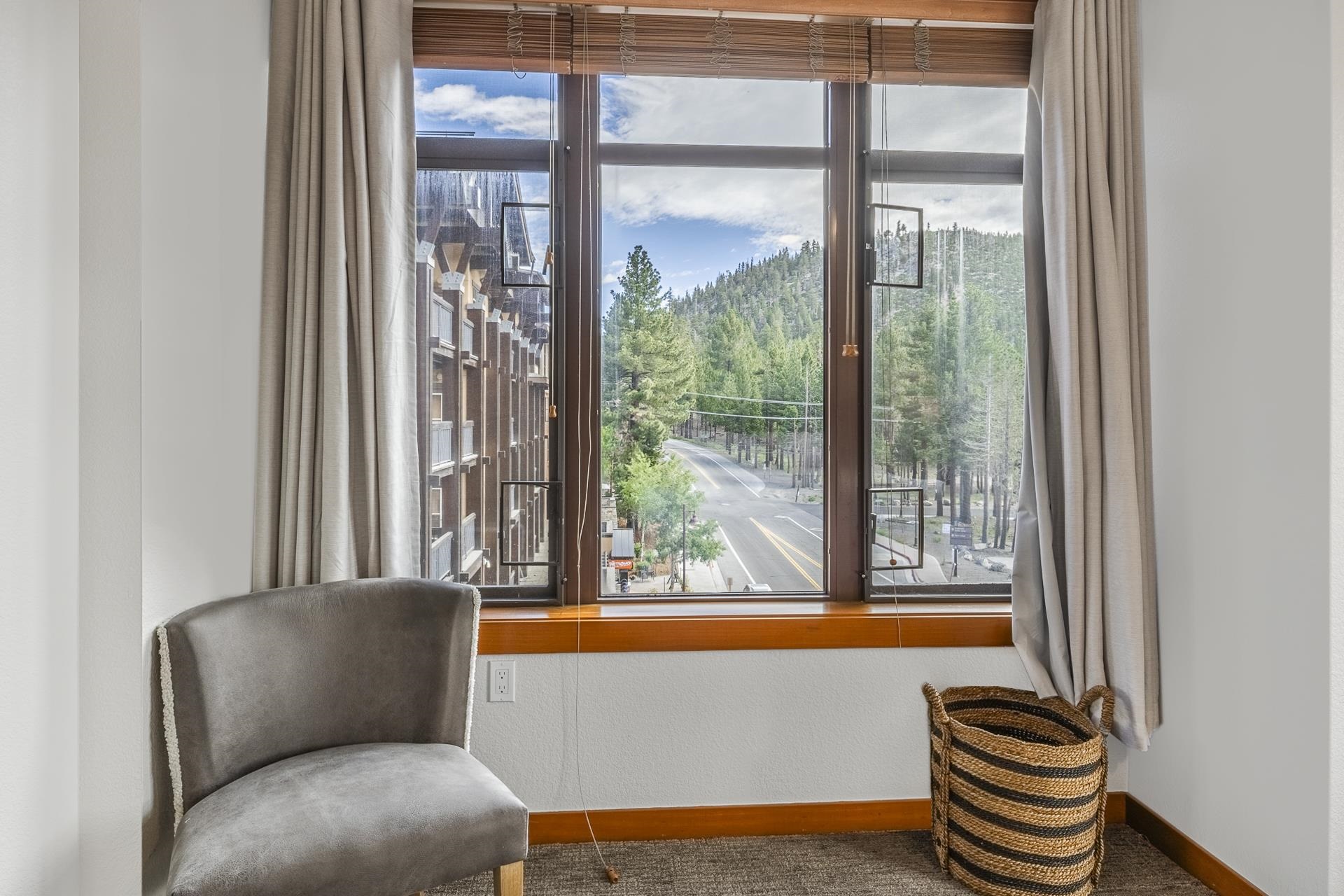 6201 Minaret Road, Unit 2311 Mammoth Lakes, CA 93546 - Photo 12 of 40 a view of a couch in front of a window