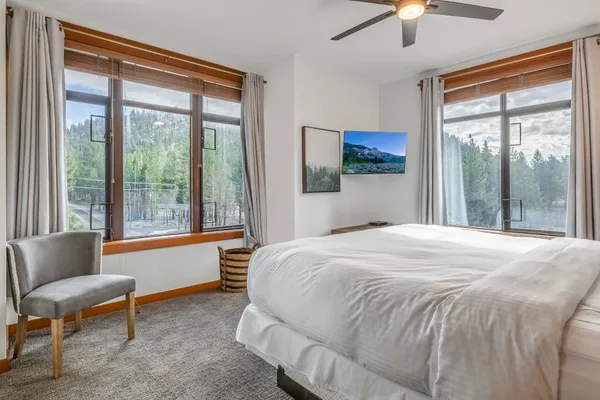$1,049,000 | 6201 Minaret Road, Unit 2311, Mammoth Lakes, CA 93546
