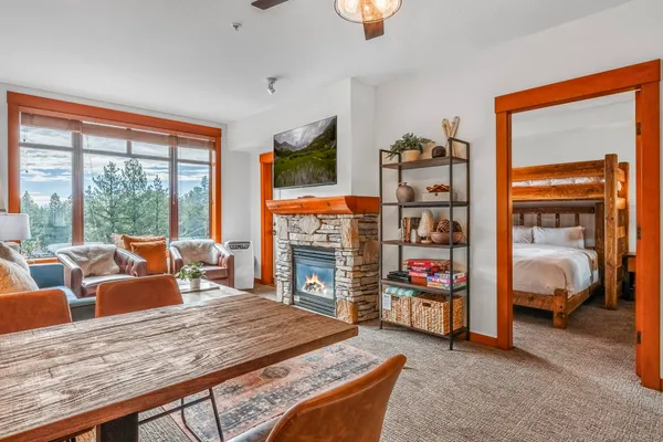 $1,049,000 | 6201 Minaret Road, Unit 2311, Mammoth Lakes, CA 93546