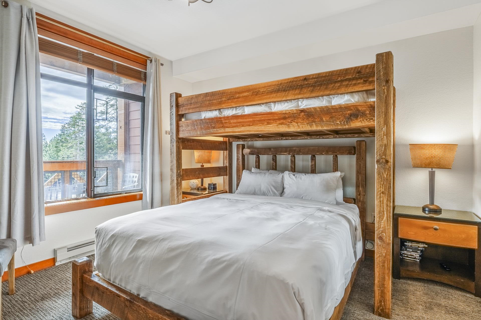 6201 Minaret Road, Unit 2311 Mammoth Lakes, CA 93546 - Photo 21 of 40 a bedroom with a bed and a window