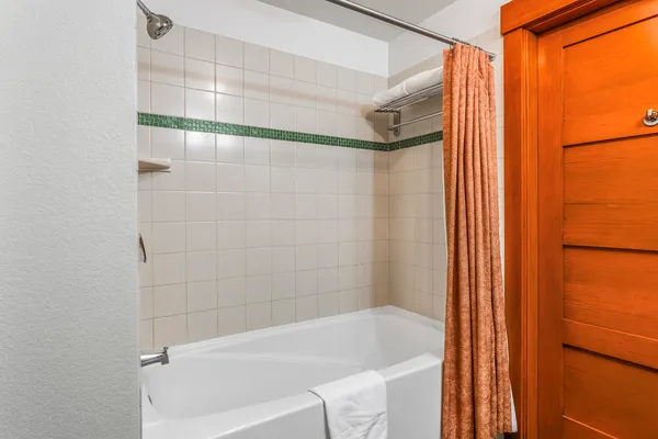 $1,049,000 | 6201 Minaret Road, Unit 2311, Mammoth Lakes, CA 93546