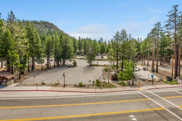 $1,049,000 | 6201 Minaret Road, Unit 2311, Mammoth Lakes, CA 93546