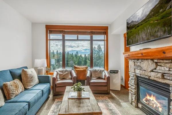 $1,049,000 | 6201 Minaret Road, Unit 2311, Mammoth Lakes, CA 93546
