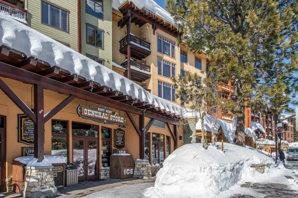 $1,049,000 | 6201 Minaret Road, Unit 2311, Mammoth Lakes, CA 93546