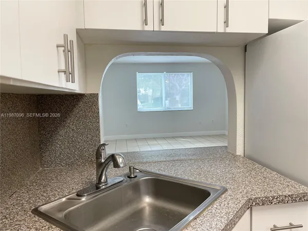 a close view of sink and tap