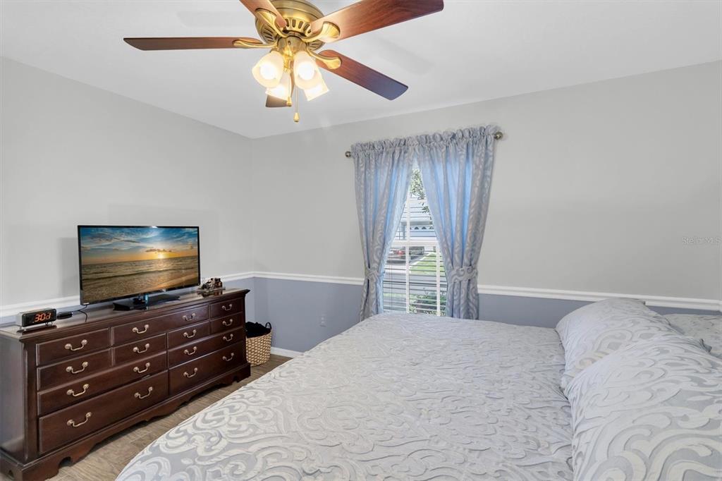 9242 Santa Monica Way New Port Richey, FL 34655 - Photo 13 of 32