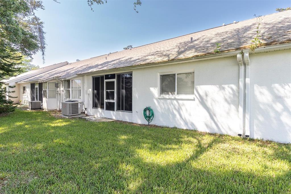 9242 Santa Monica Way New Port Richey, FL 34655 - Photo 22 of 32