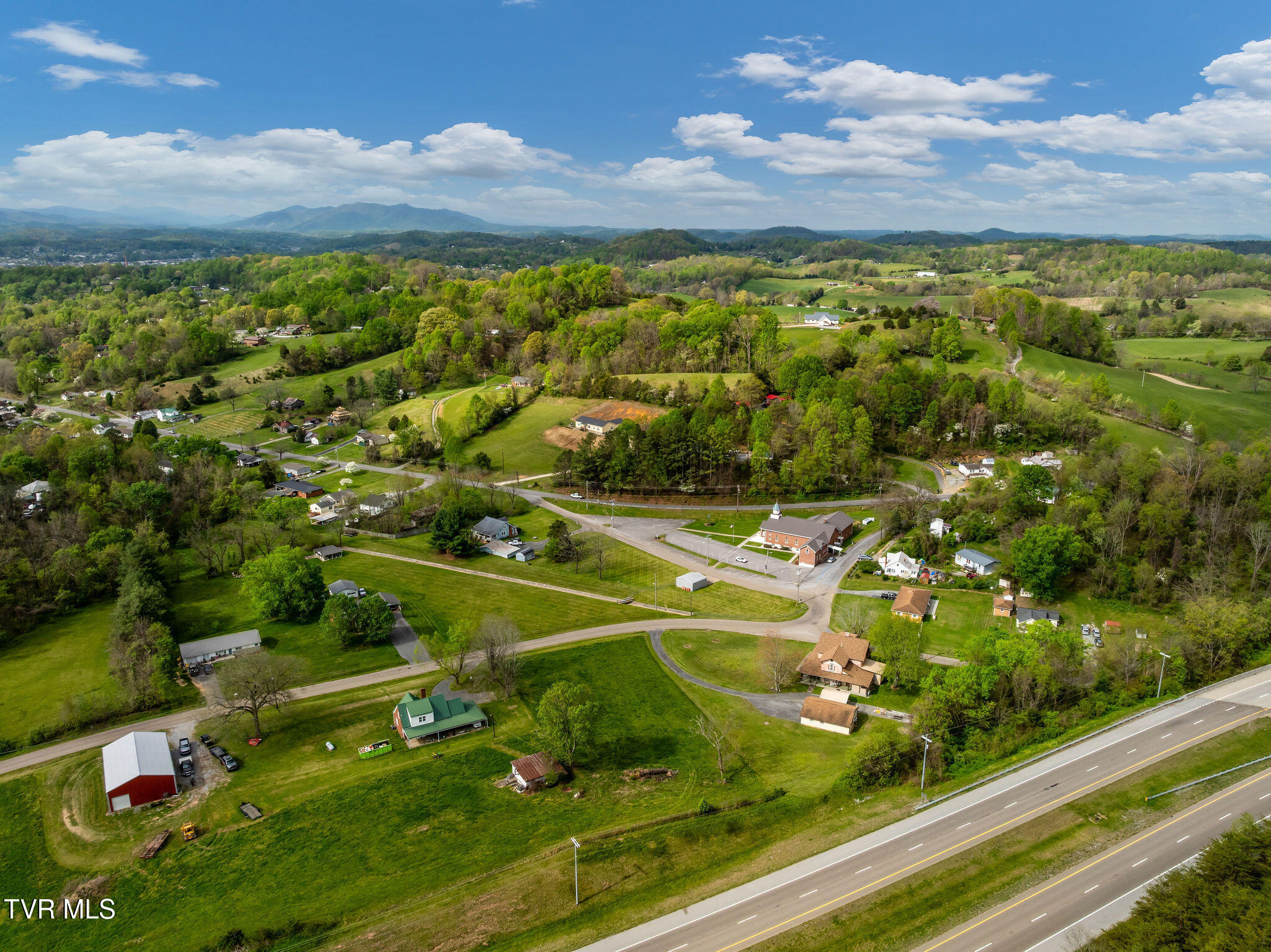 176 Keenburg Road Elizabethton, TN 37643 - Photo 12 of 22 DJI_0713