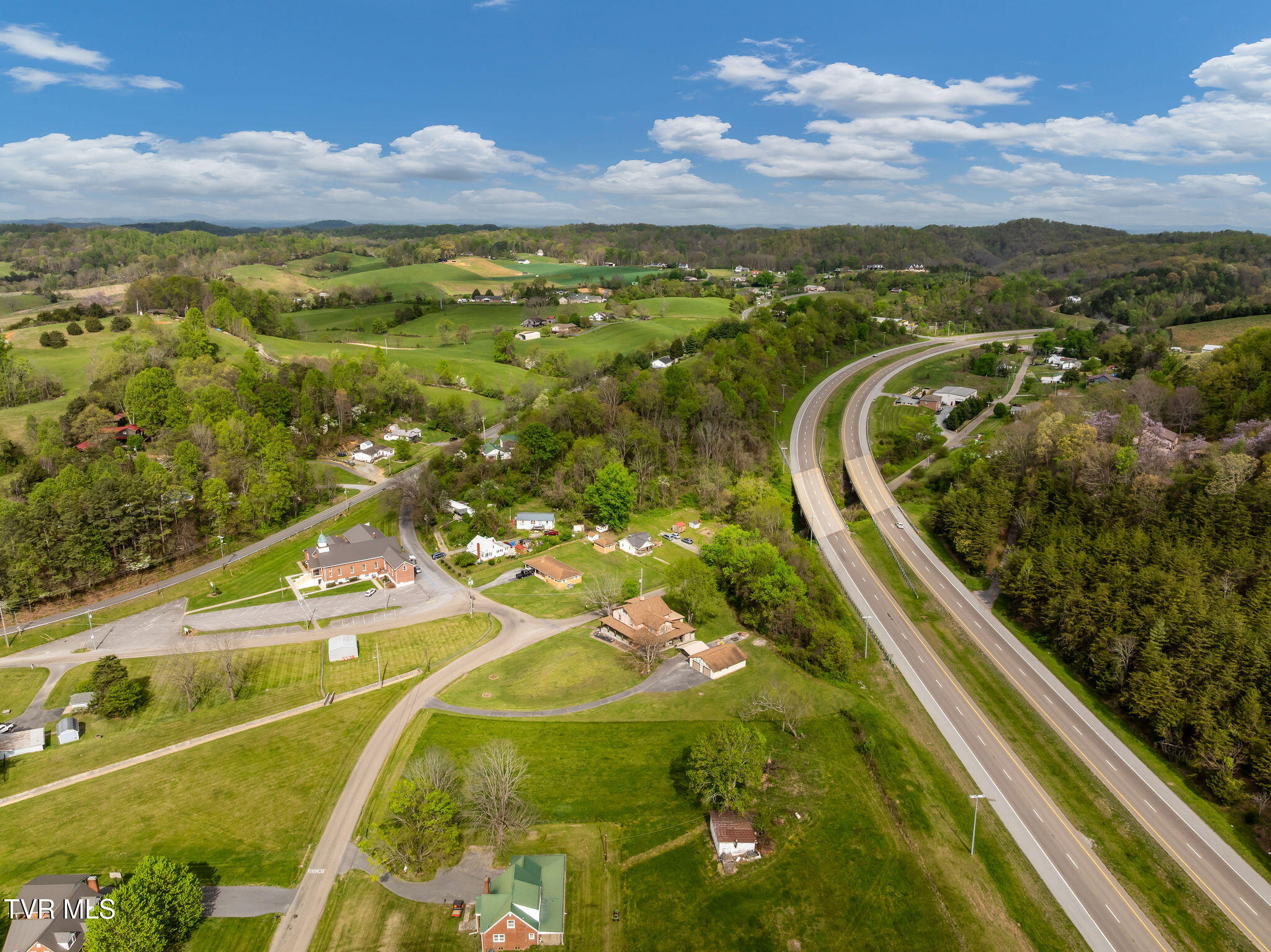176 Keenburg Road Elizabethton, TN 37643 - Photo 13 of 22 DJI_0723
