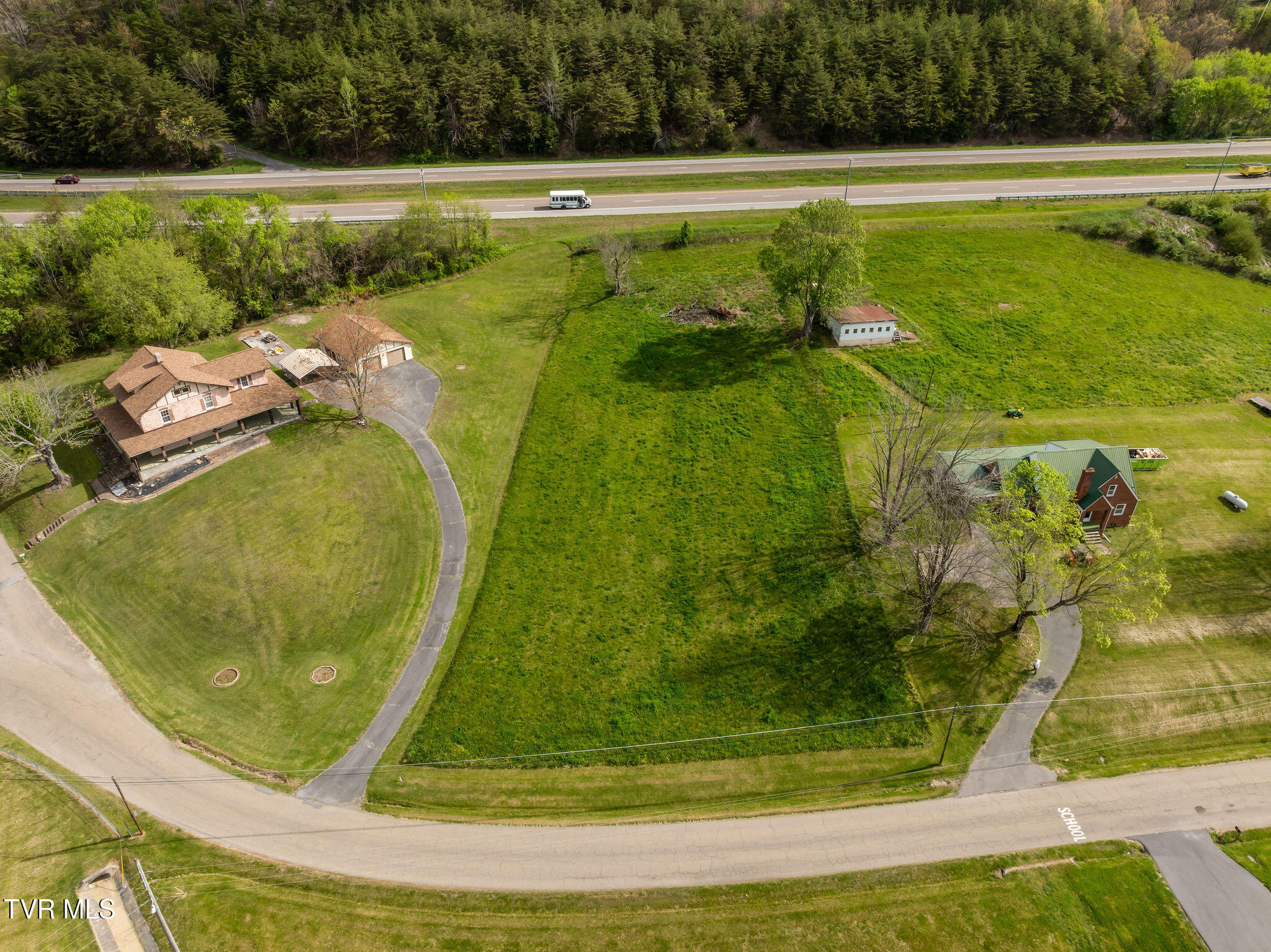 176 Keenburg Road Elizabethton, TN 37643 - Photo 2 of 22 DJI_0738