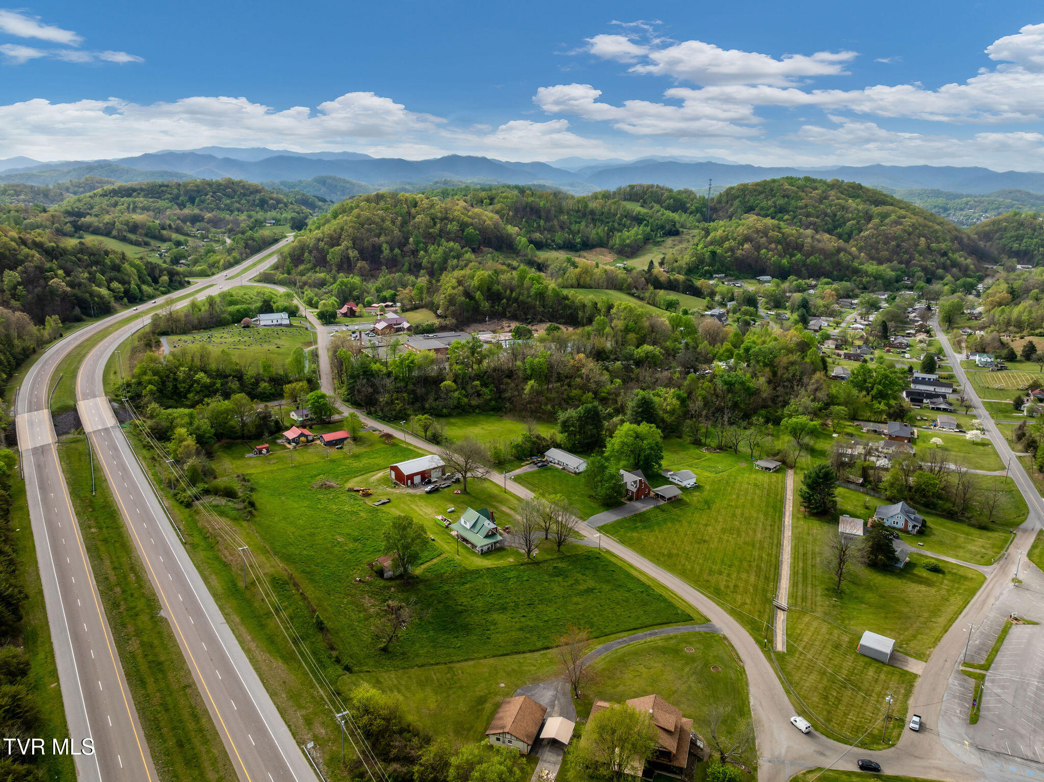 176 Keenburg Road Elizabethton, TN 37643 - Photo 8 of 22 DJI_0692