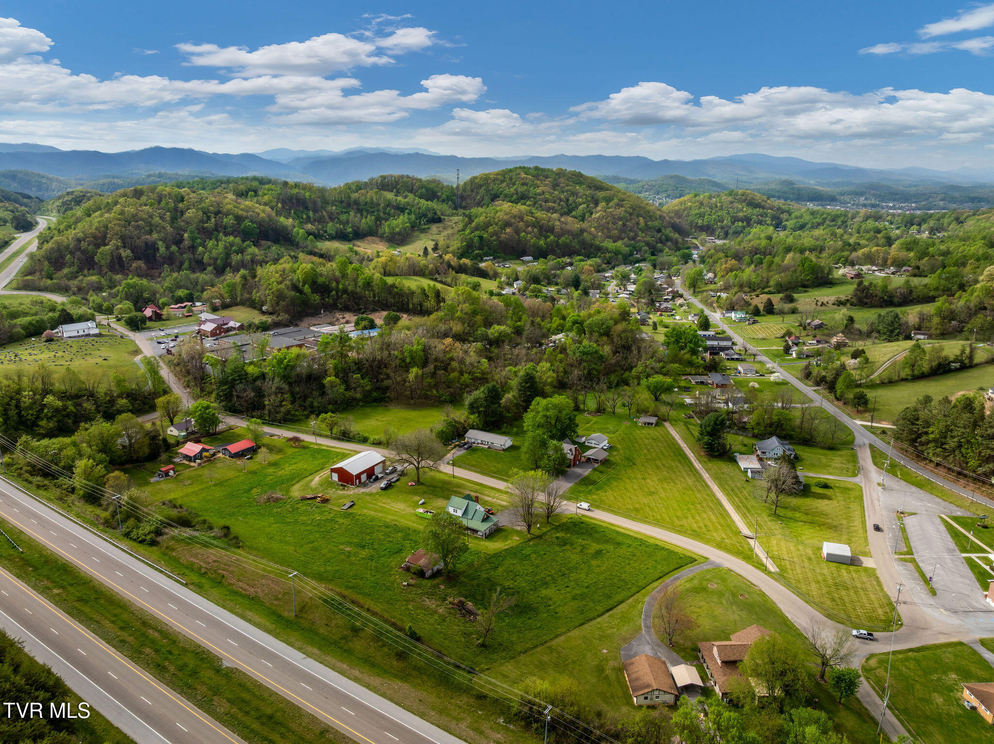 176 Keenburg Road Elizabethton, TN 37643 - Photo 9 of 22 DJI_0697