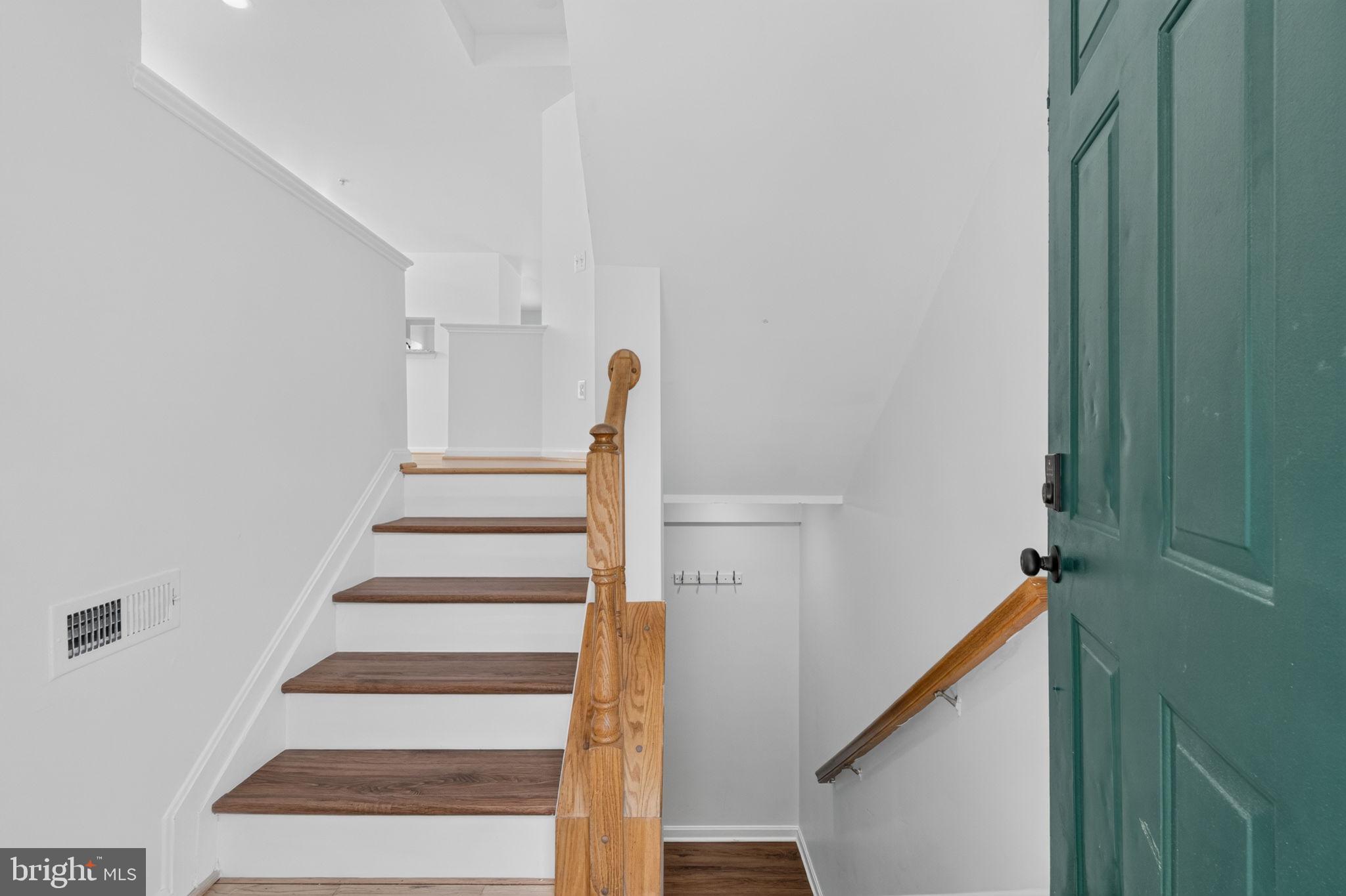 1495 Howard Road Southeast Washington, DC 20020 - Photo 4 of 28