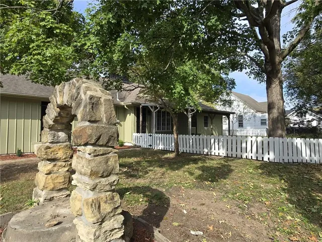 $287,500 | 514 South Main Street, Clinton, MO 64735