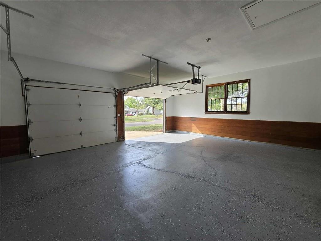 514 South Main Street Clinton, MO 64735 - Photo 10 of 29