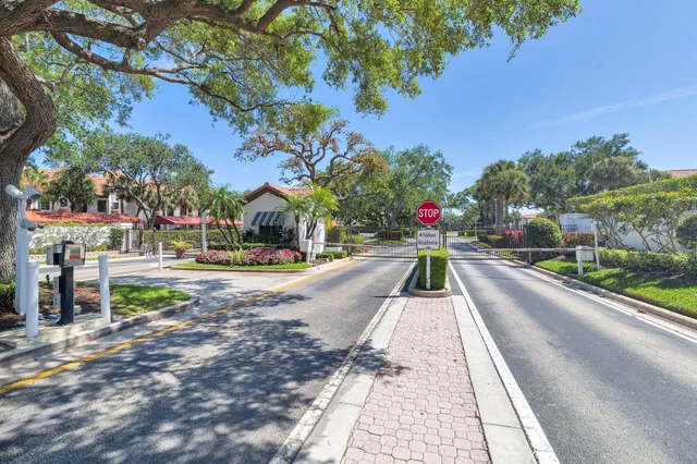 $1,100,000 | 2280 Treasure Isle Drive, Unit A84, Palm Beach Gardens, FL 33410