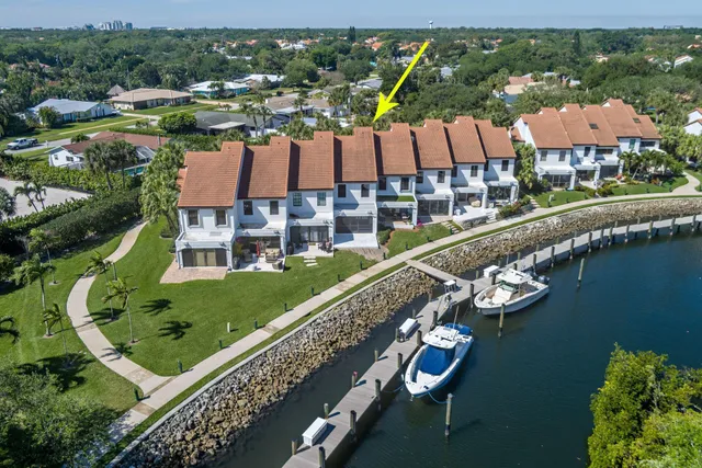 $1,100,000 | 2280 Treasure Isle Drive, Unit A84, Palm Beach Gardens, FL 33410