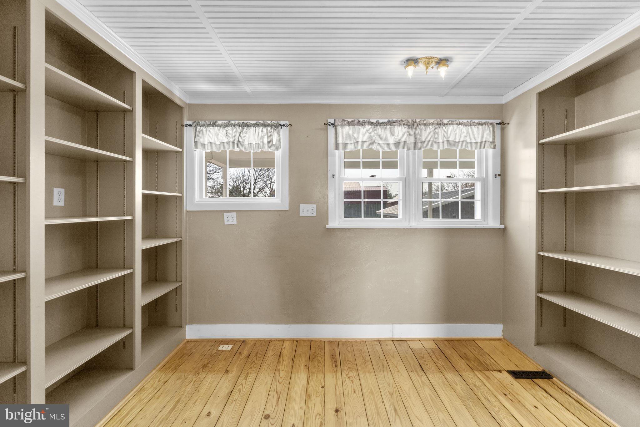 308 North Clear Ridge Road Union Bridge, MD 21791 - Photo 13 of 44