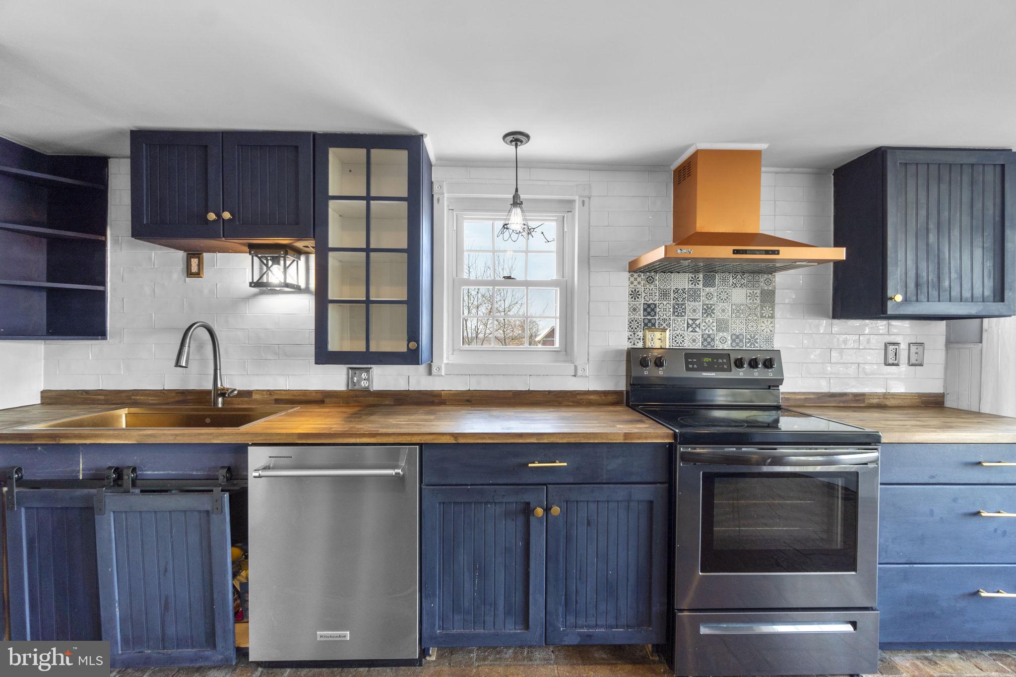 308 North Clear Ridge Road Union Bridge, MD 21791 - Photo 18 of 44