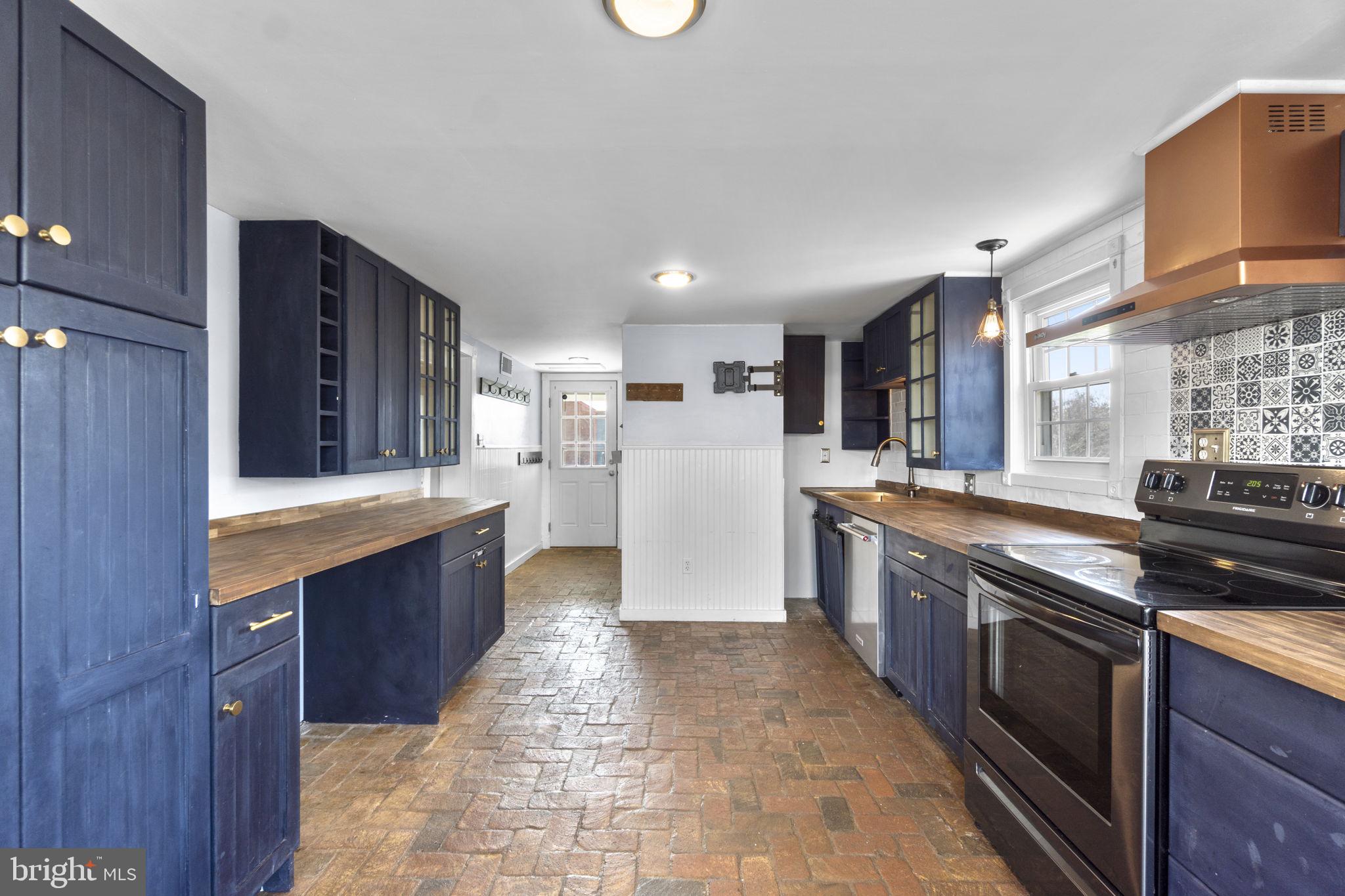 308 North Clear Ridge Road Union Bridge, MD 21791 - Photo 20 of 44