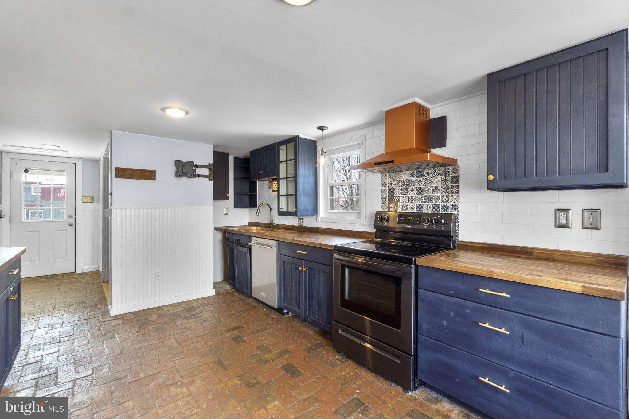 308 North Clear Ridge Road Union Bridge, MD 21791 - Photo 21 of 44