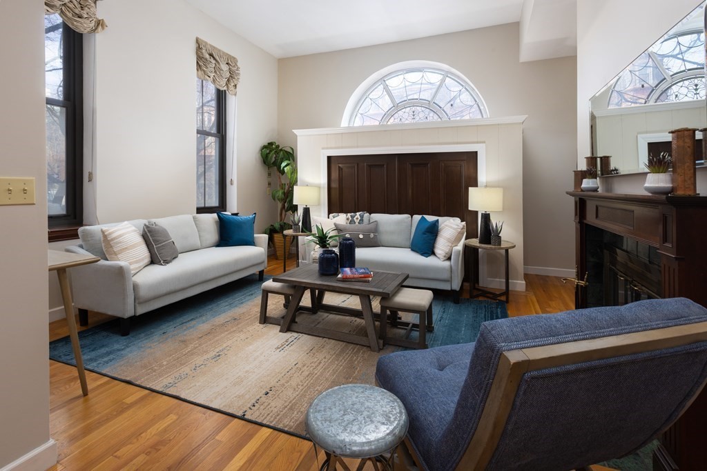 130 Appleton Street, Unit 2A Boston, MA 02116 - Photo 1 of 8 Gallery Image 1