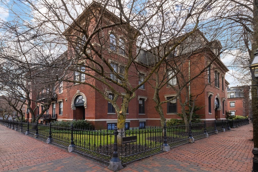 130 Appleton Street, Unit 2A Boston, MA 02116 - Photo 8 of 8 Gallery Image 8
