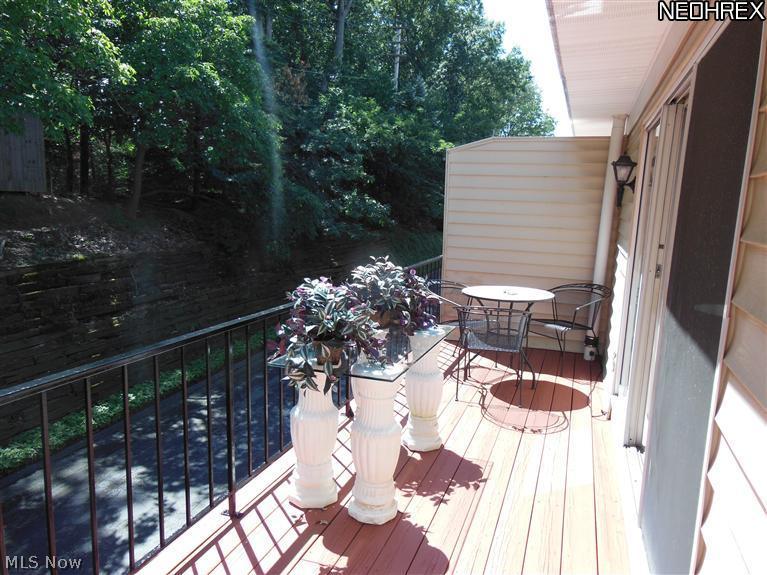 6476 State Road, Unit H12 Cleveland, OH 44134 - Photo 5 of 15 Gallery Image 5