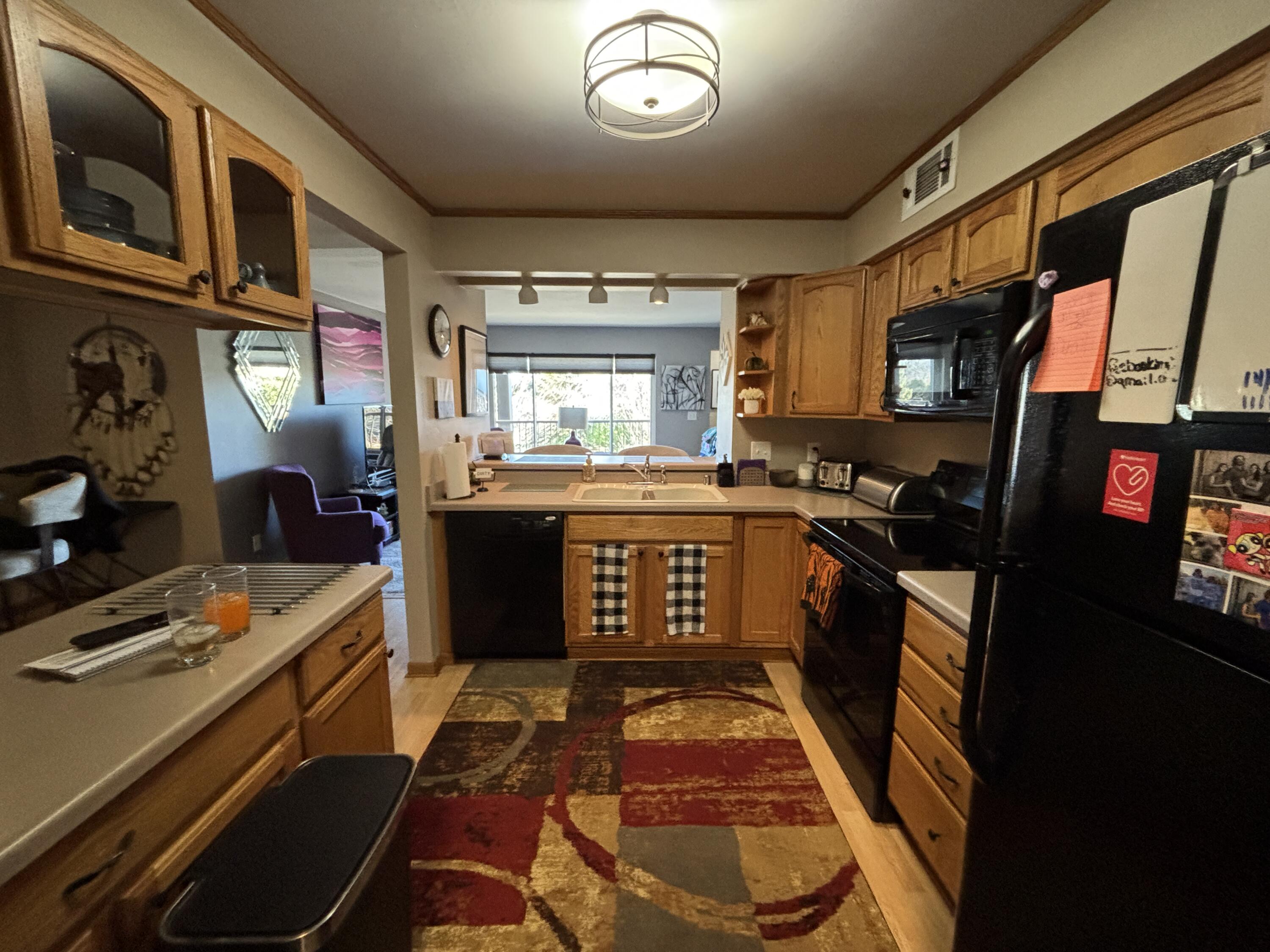 W176N9746 Riversbend Circle East, Unit E Germantown, WI 53022 - Photo 14 of 21 IMG_9915