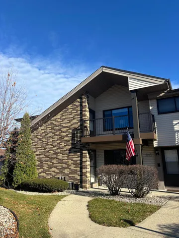 $235,000 | W176N9746 Riversbend Circle East, Unit E, Germantown, WI 53022