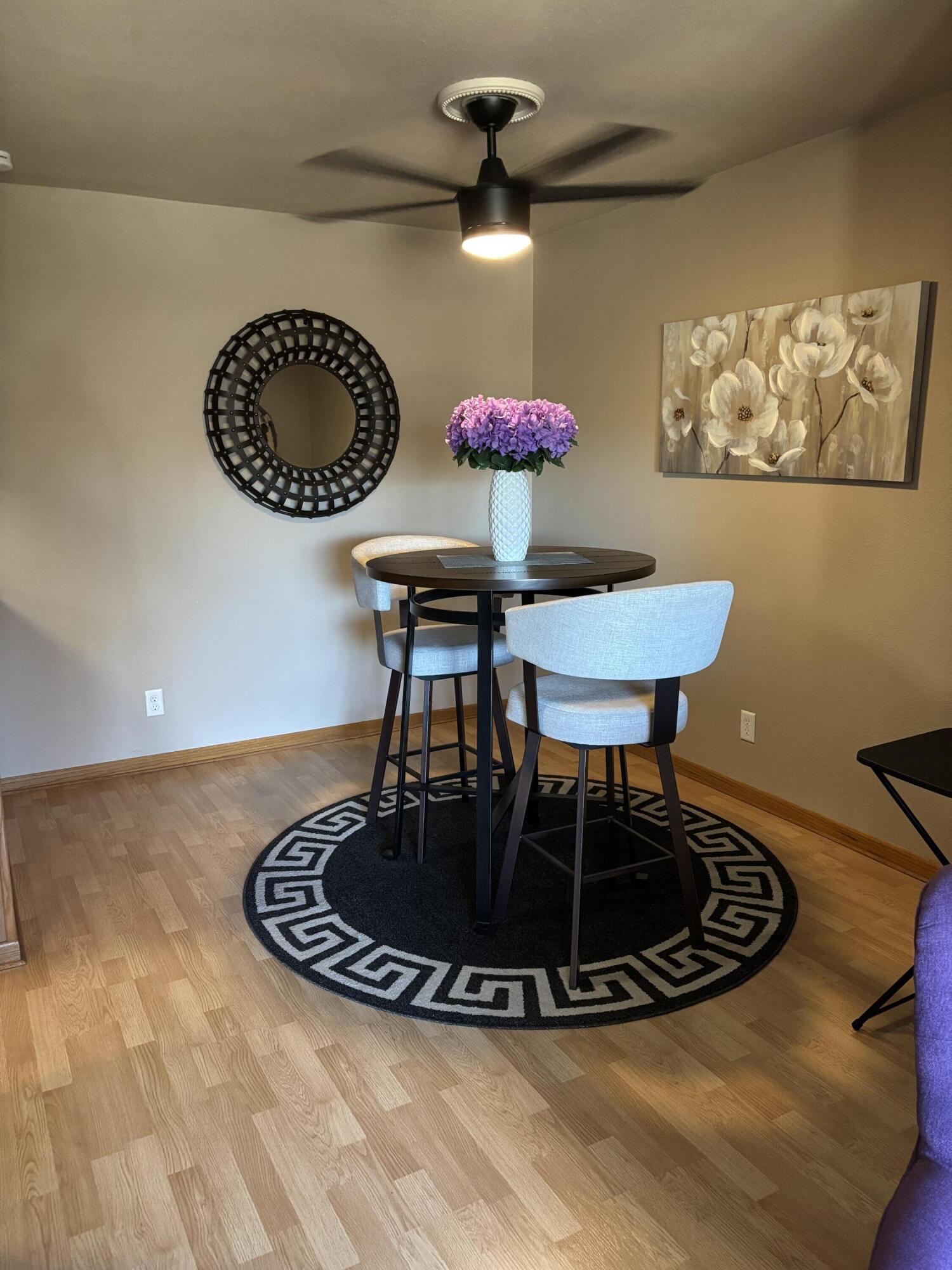 W176N9746 Riversbend Circle East, Unit E Germantown, WI 53022 - Photo 8 of 21 IMG_9907