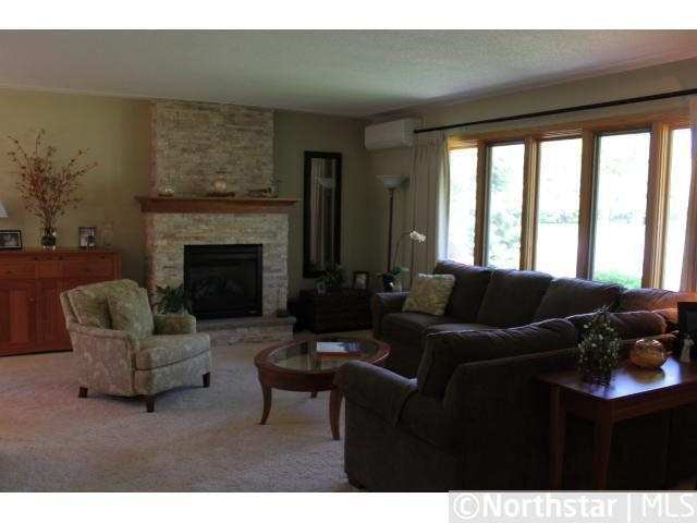 1330 Amble Road Arden Hills, MN 55126 - Photo 5 of 18 Gallery Image 5