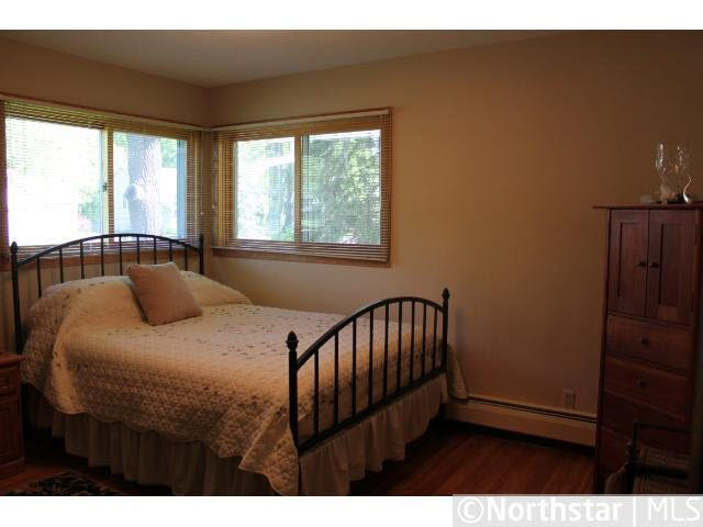 1330 Amble Road Arden Hills, MN 55126 - Photo 9 of 18 Gallery Image 9