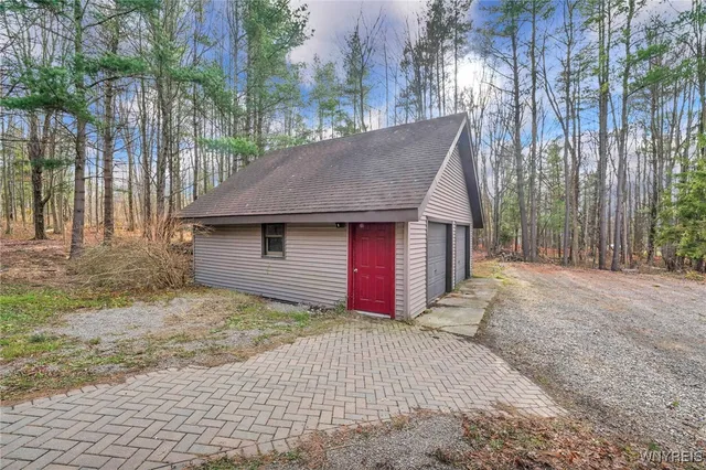 $625,000 | 1276 Mill Road, East Aurora, NY 14052