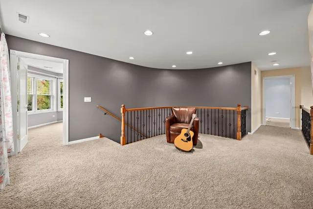 $1,200,000 | 15309 Kishwaukee Valley Road, Woodstock, IL 60098