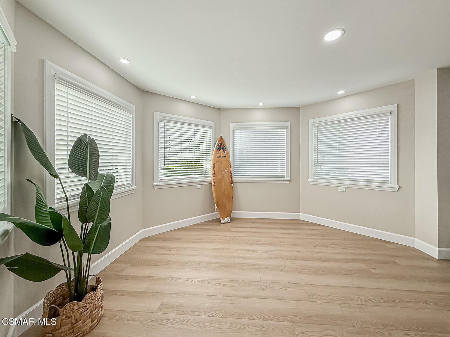 2014 Peninsula Road Oxnard, CA 93035 - Photo 58 of 98 gBedroom1-3