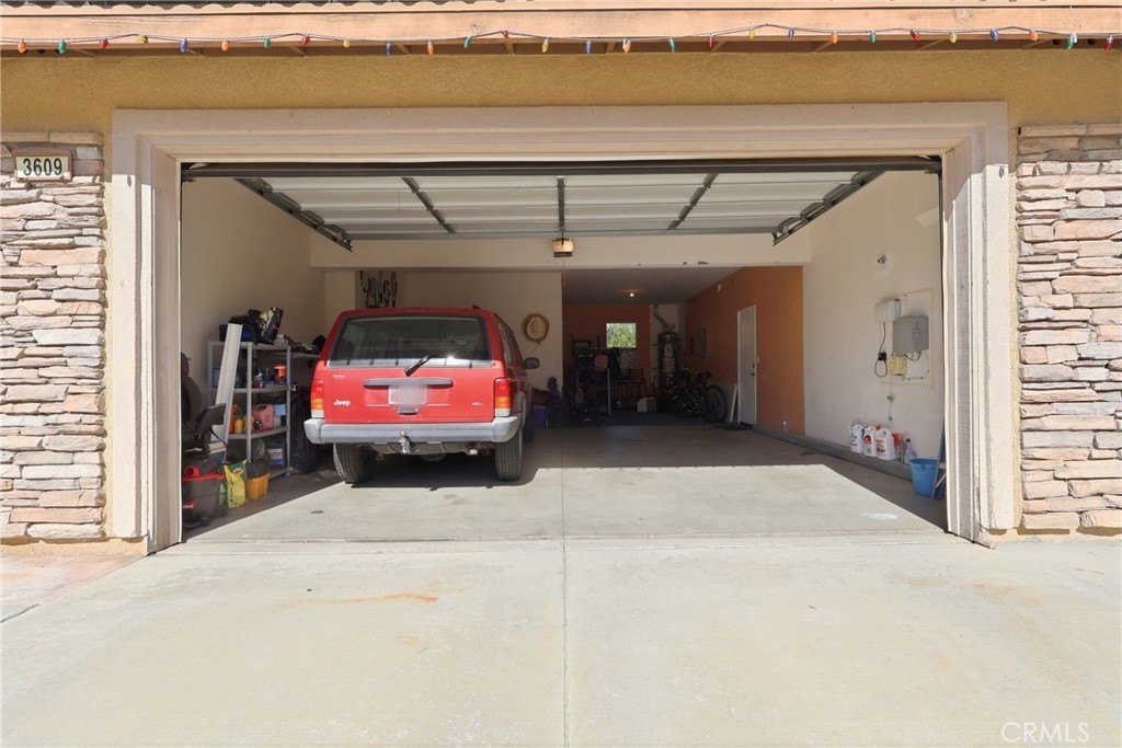3609 Pyramid Trail Perris, CA 92570 - Photo 33 of 40 a view of car parking