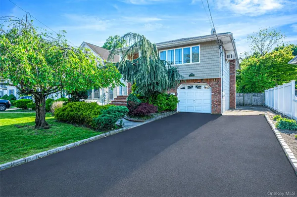 $799,990 | 2706 Milburn Avenue, Baldwin, NY 11510